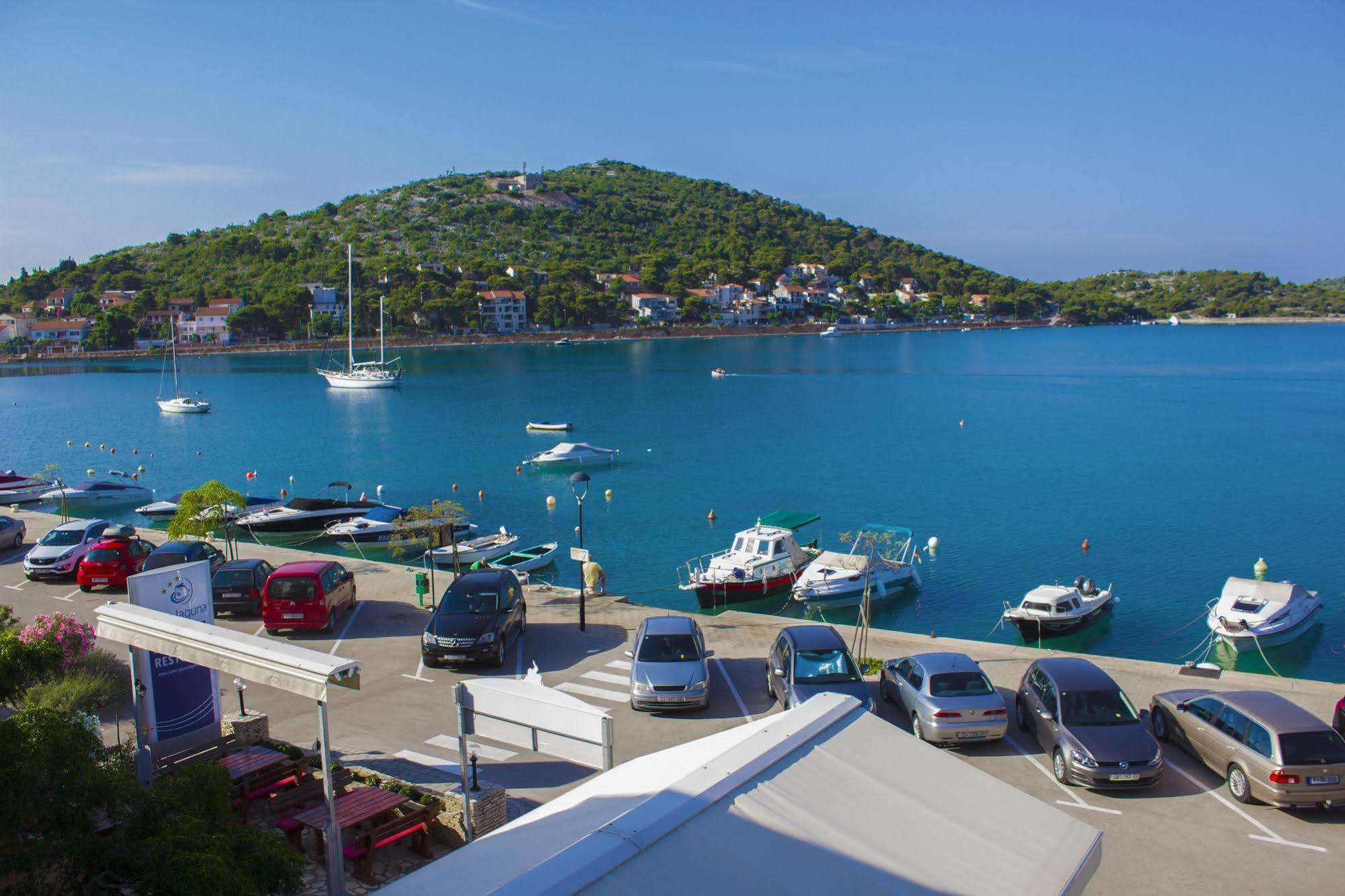 Hotel Plava Laguna Tisno Eksteriør bilde